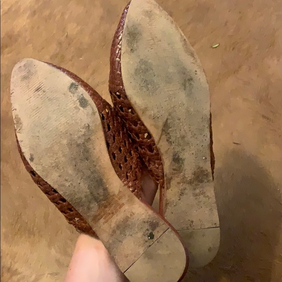 Jeffrey Campbell woven slides - Picture 3 of 4